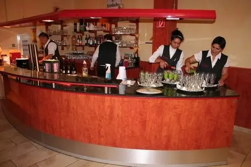 Отель Land Groß Schneer Hof