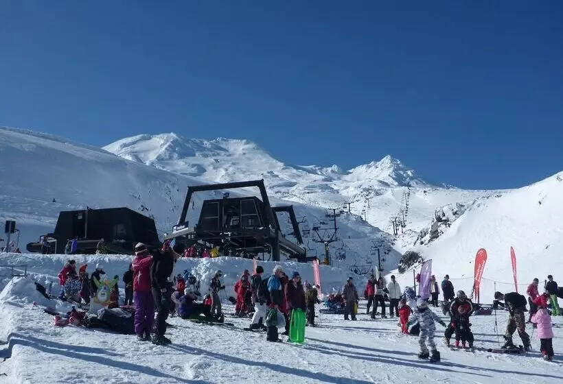 모텔 Canoe Safaris Lodge