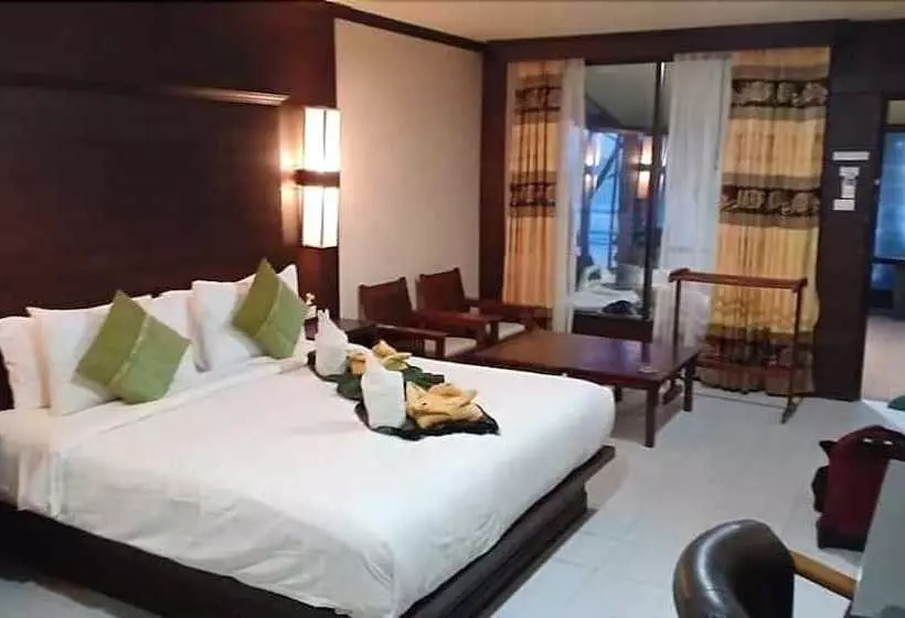 פנסיון Baan Rim Lay