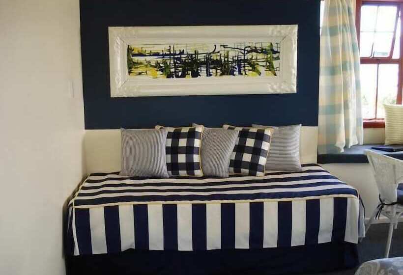 膳宿费 Ducks & Drakes Boutique Motel & Backpackers