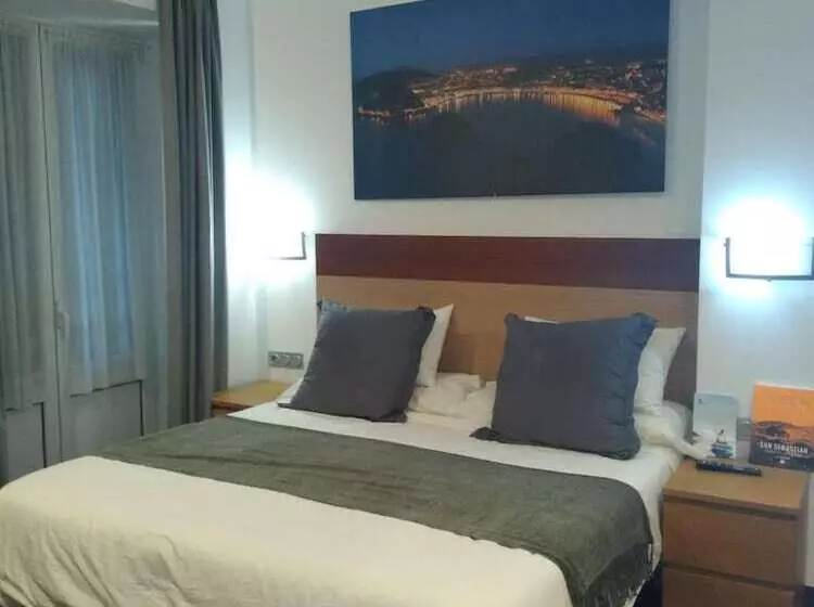 Пансион Hostal San Sebastian Centro