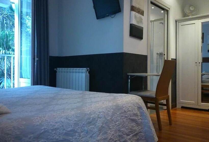 پانسیون Hostal San Sebastian Centro