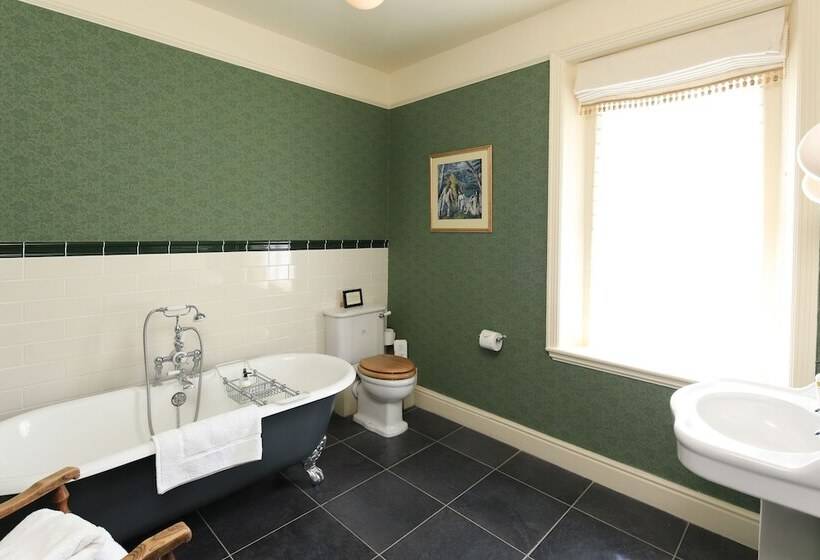 פנסיון The Old Vicarage Dolfor