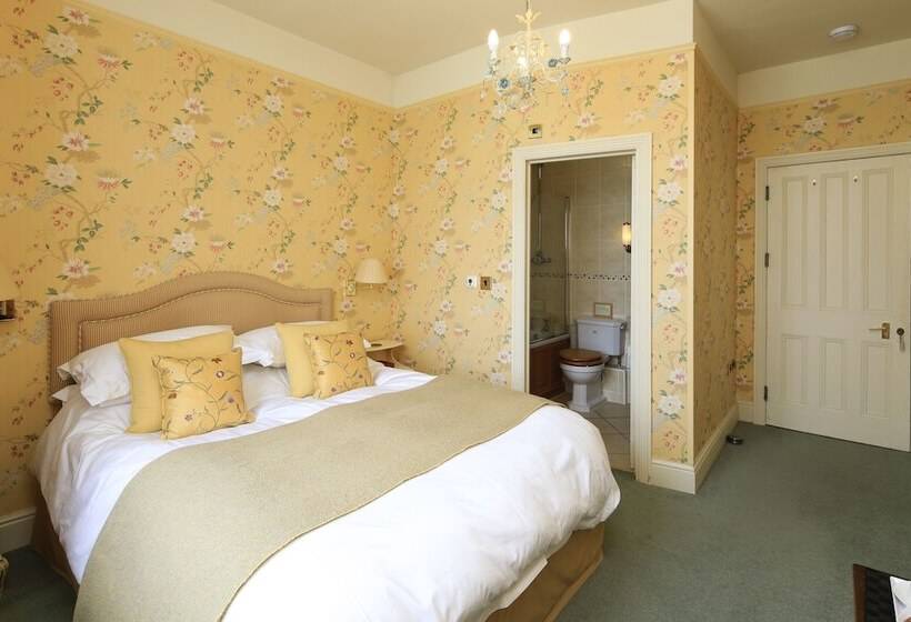 פנסיון The Old Vicarage Dolfor