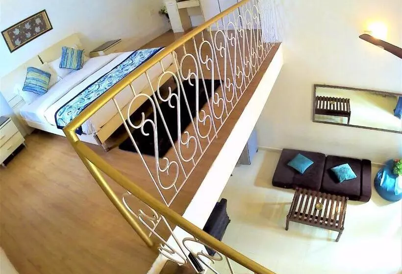 Pensão Wtf My House