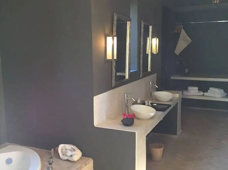 The Capaldi Hotel, Restaurant & Spa
