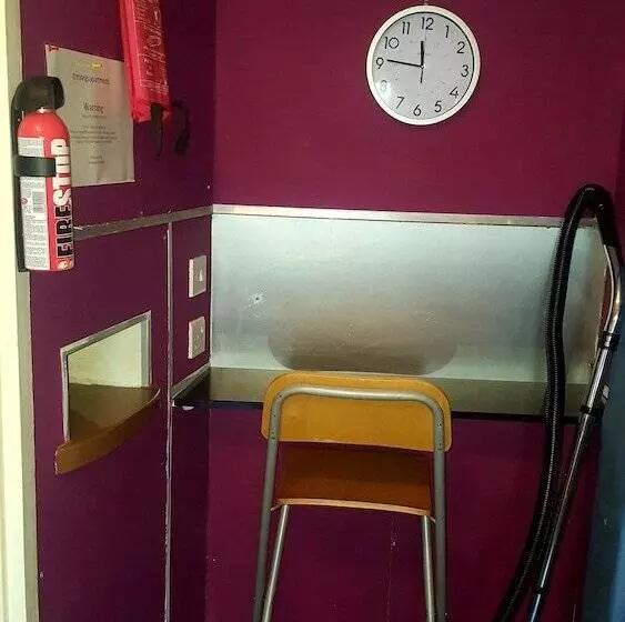 Tony Asga Sakina Apartment