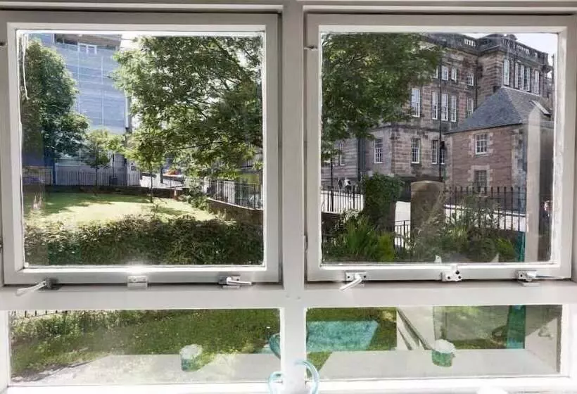 Tony Asga Sakina Apartment