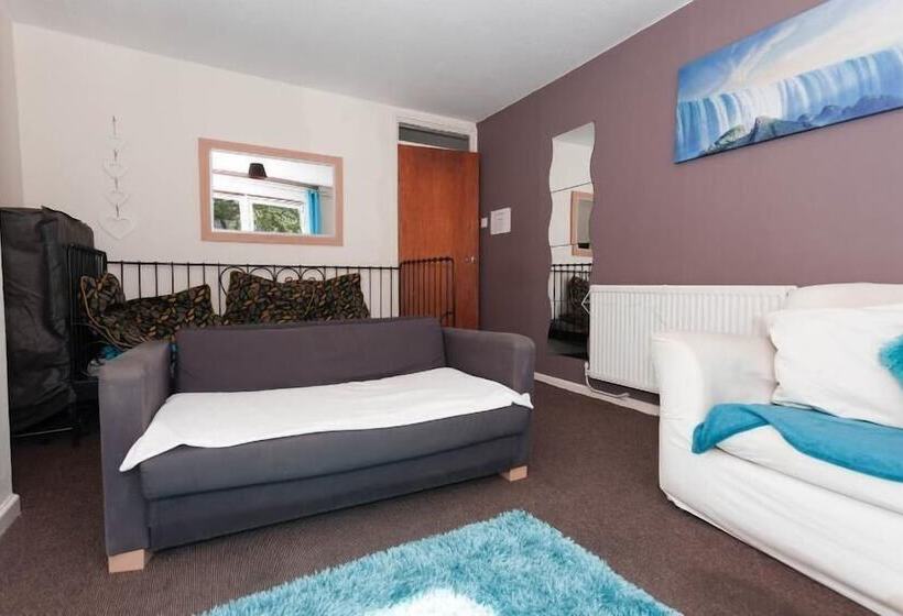 Tony Asga   Sakina Apartment