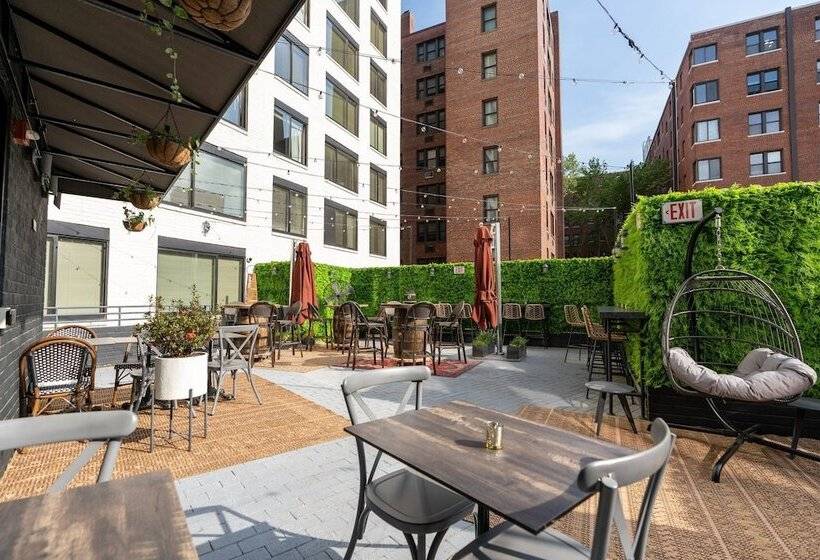 2500 Penn, A Placemakr Experience