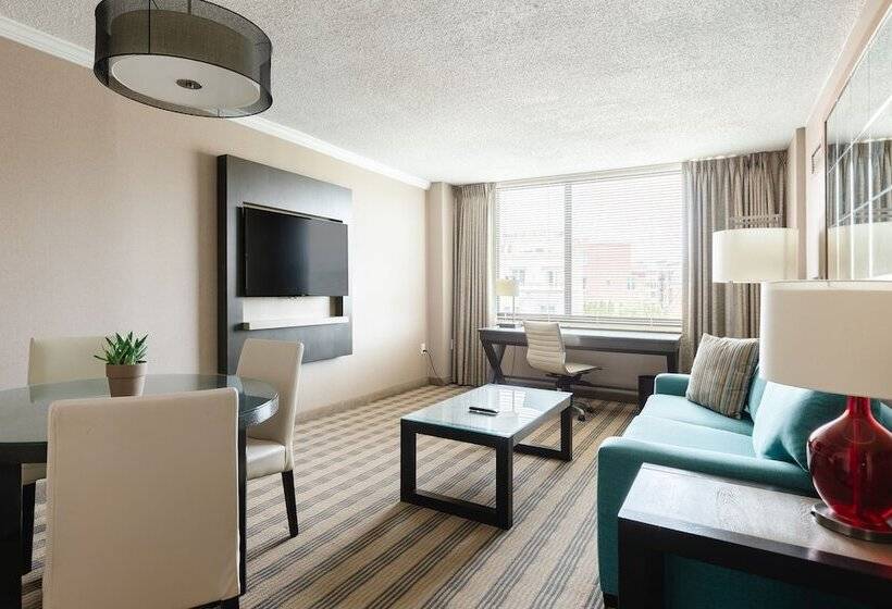 2500 Penn, A Placemakr Experience