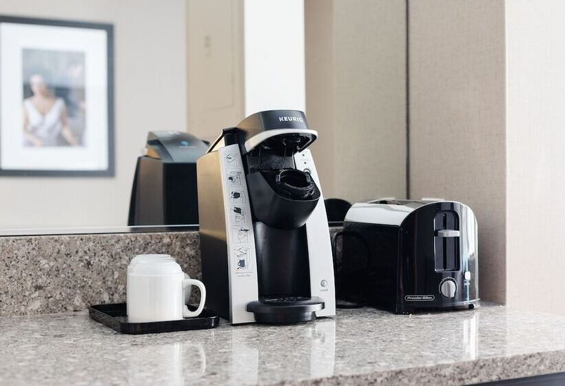 2500 Penn, A Placemakr Experience