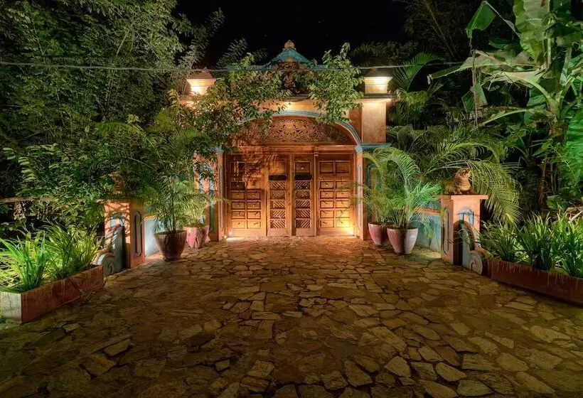 Aamiaismajoitus (B&B) Dcanal House