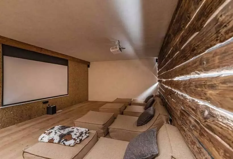 Aamiaismajoitus (B&B) Fantastic Chalet