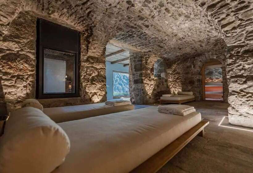 تختخواب و صبحانه Fantastic Chalet