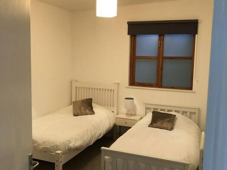 Cosy South Gloucestershire Cabin Retreat