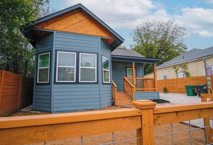 Exceptional 5br So Close To Riverwalk And Downtown