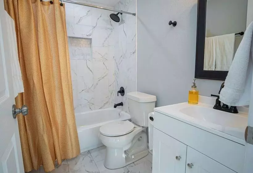 Exceptional 5br So Close To Riverwalk And Downtown