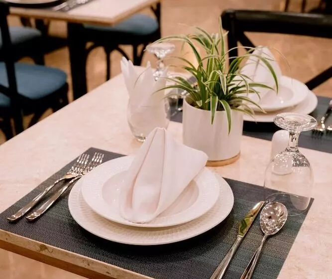 Goldberry Suites And Hotel Cebu