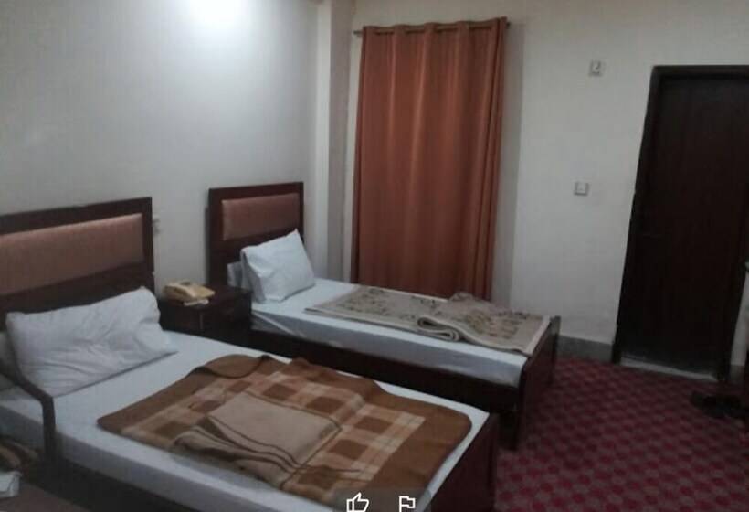 هتل Alpine Faizabad