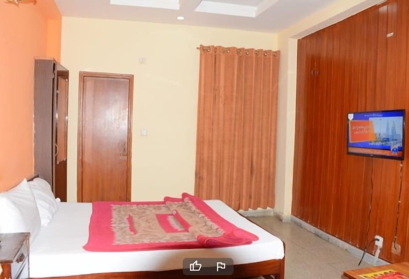 هتل Alpine Faizabad