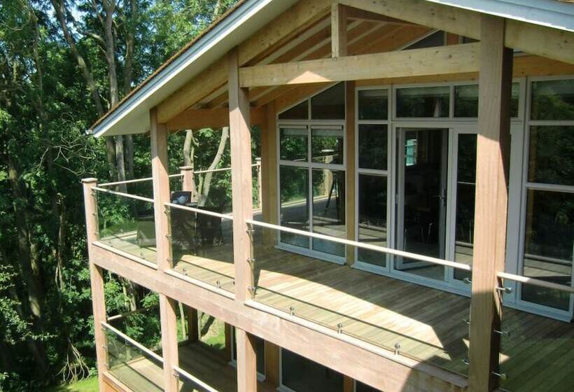 בית מלון כפרי Apple Tree Lodges