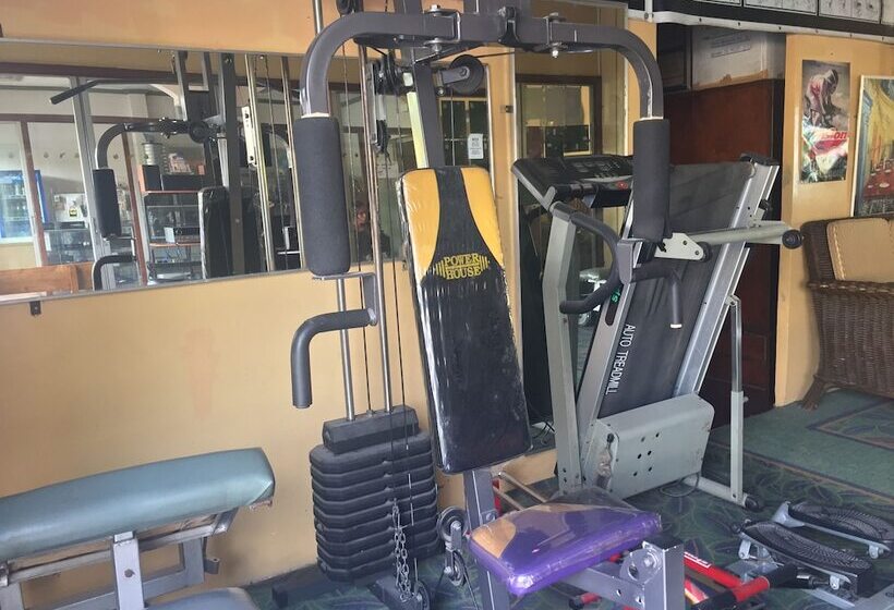 בית מלון כפרי Flory S Inn