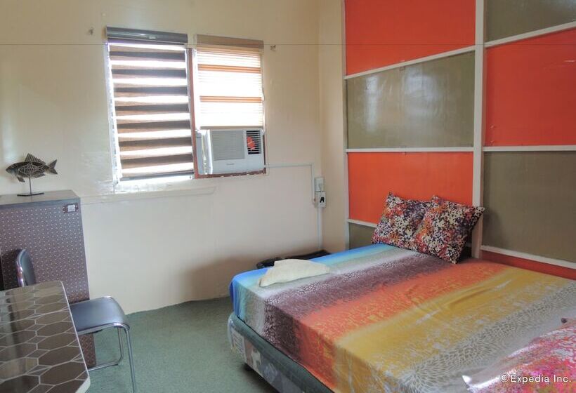 בית מלון כפרי Flory S Inn