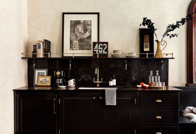 בית מלון כפרי Guild House