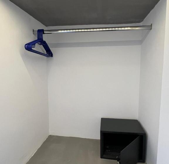 Hotel White Lily Suites & Lofts Adults Only 16 Plus