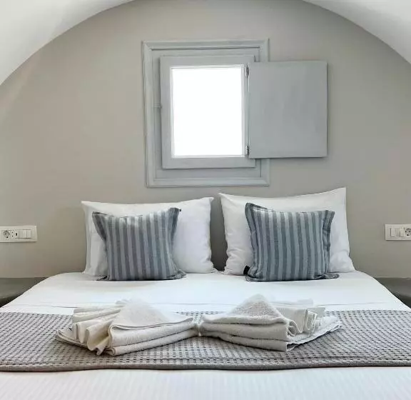 Hotelli White Lily Suites & Lofts   Adults Only 16 Plus