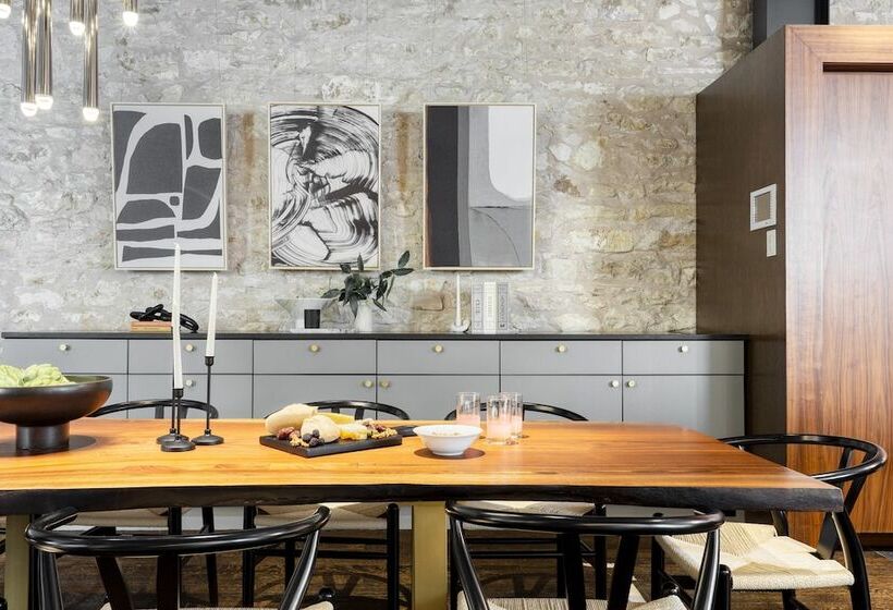 Paramount Place By Avantstay 4 Story Apartment In Heart Of Austin W/ Movie Theatre