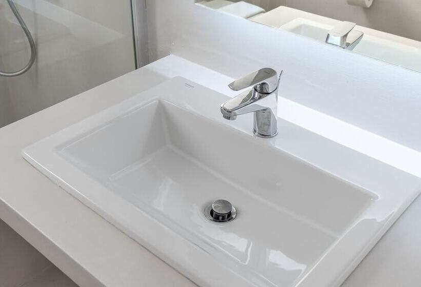 膳宿费 Costavasia Boutique Apartments