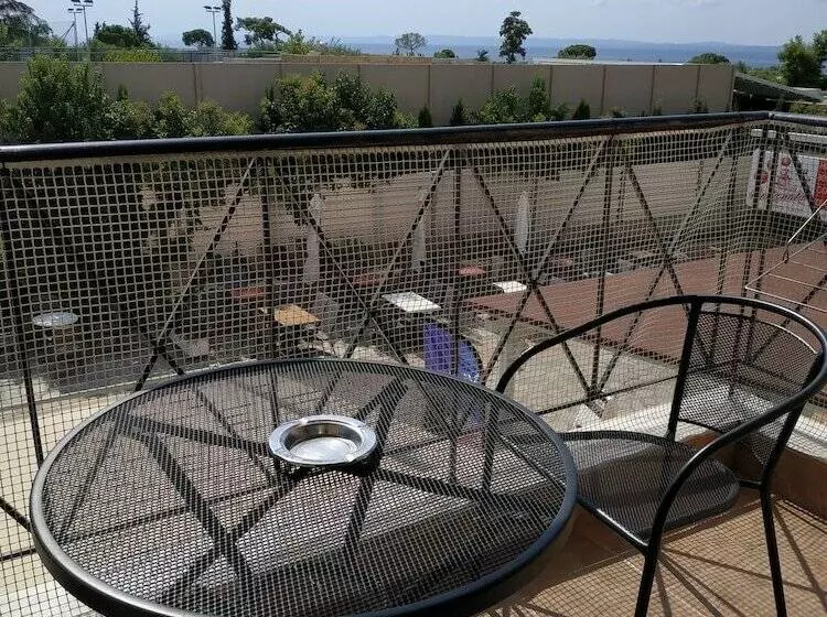 Majatalo Paschalia Sudios1