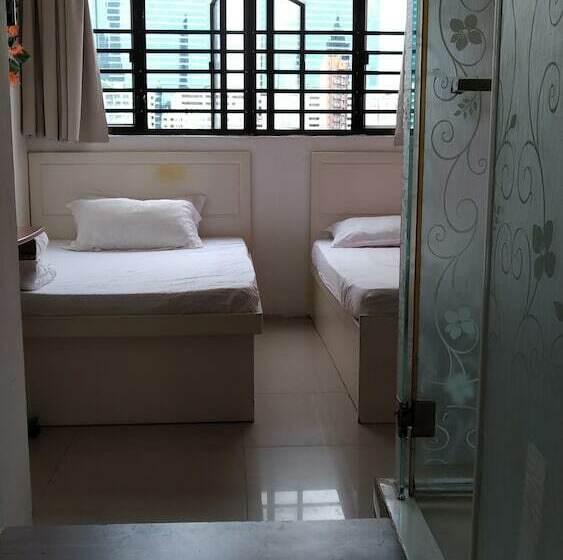 پانسیون Starfish Hostel