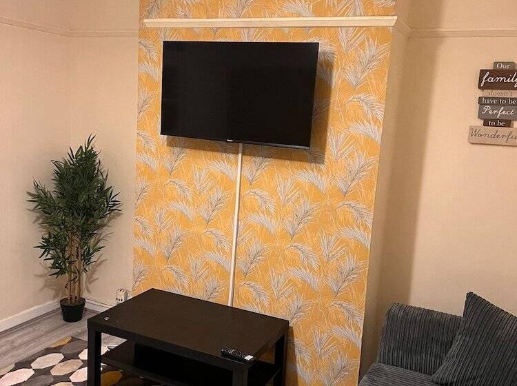 레지던스 Budget 5 Bed Apartment In Barking