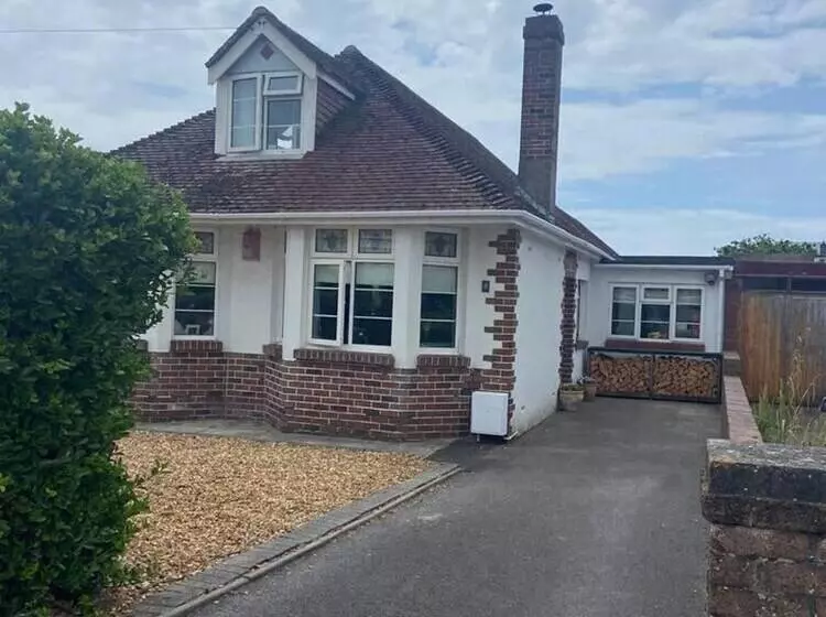 レジデンス Pet Friendly, Unique 4 Bed Bungalow In Porthcawl