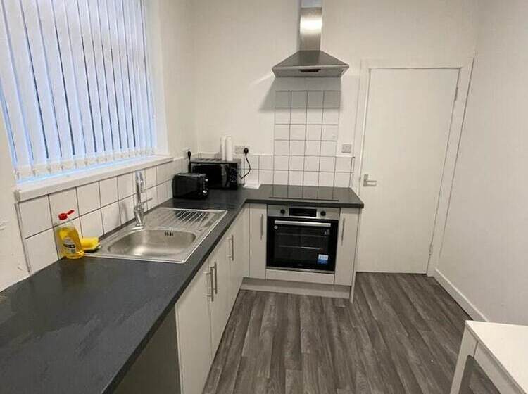 住所  Remarkable 3 Bed House In Wallsend