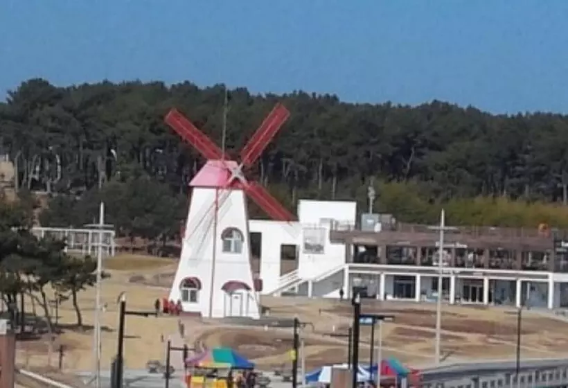 Ulsan Ganjeolgot Haedameun Pension