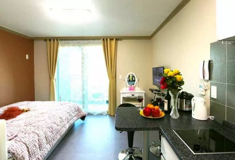 Ulsan Ganjeolgot Haedameun Pension