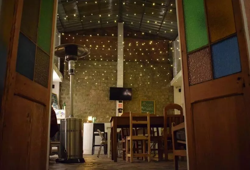 3600 Hostel   Adults Only