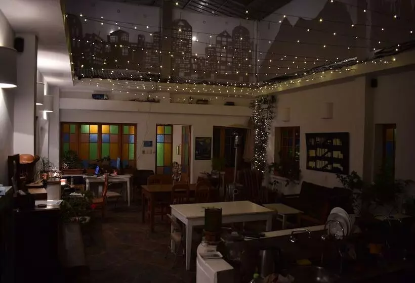 3600 Hostel   Adults Only