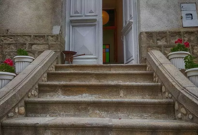 3600 Hostel   Adults Only