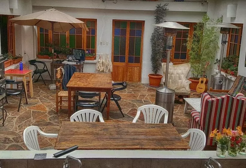 3600 Hostel   Adults Only