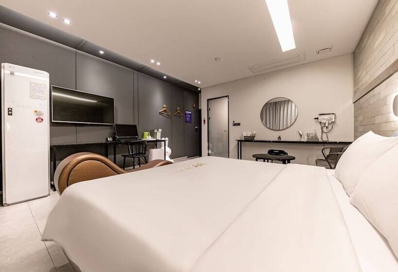 Gwangju Cheomdan W Self Check In Motel