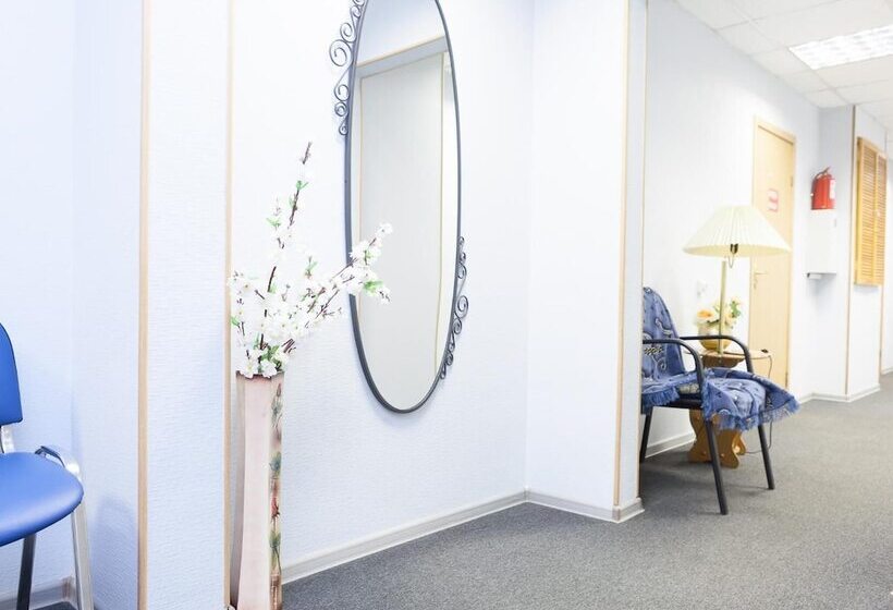 Hostel On Akademika Anokhina 13