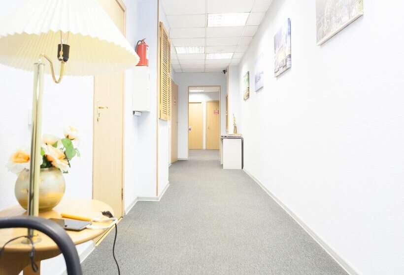 Hostel On Akademika Anokhina 13