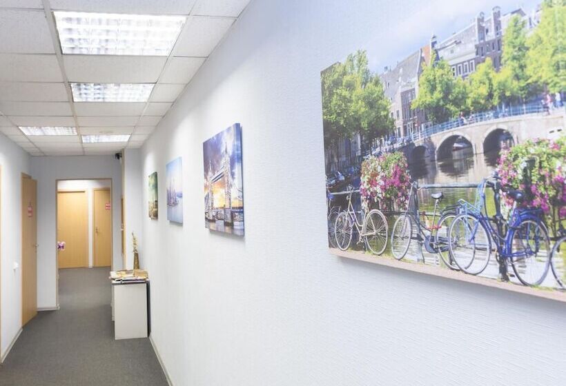 Hostel On Akademika Anokhina 13