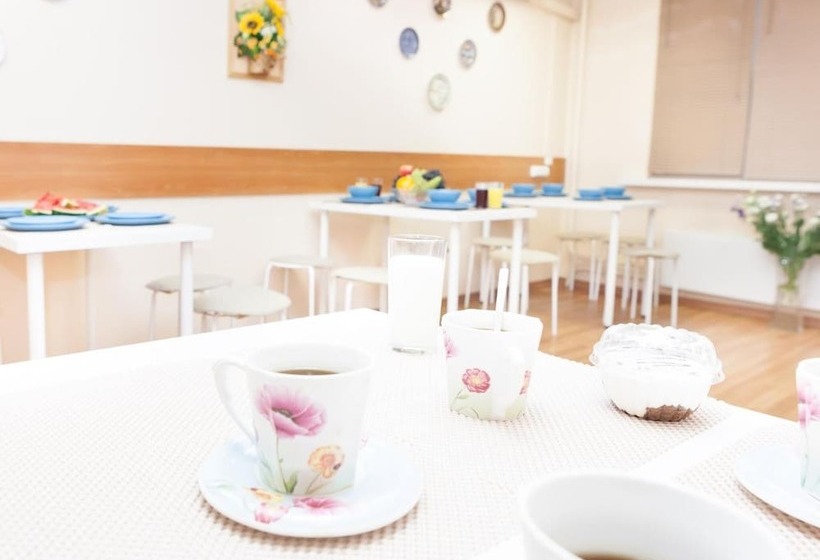 Hostel On Akademika Anokhina 13