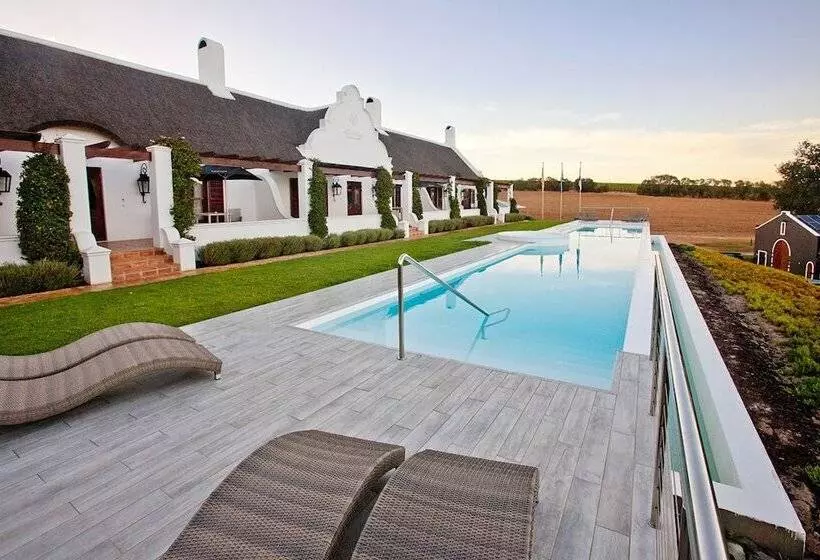 هتل Aaldering Luxury Lodges
